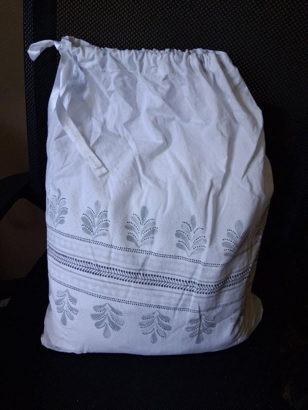 Boll & Branch White with Grey Accents KING/Cal.K Duvet Cover 3 PCS Set. FLAW